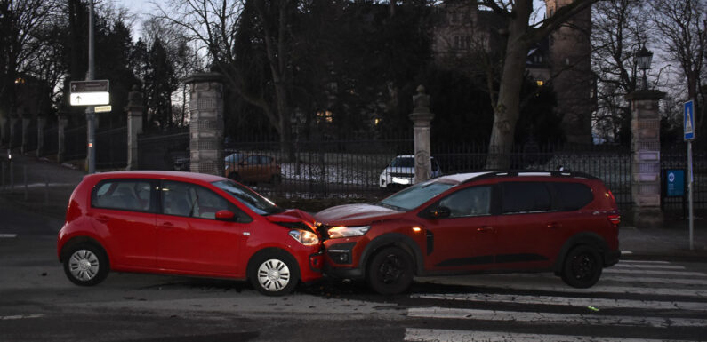 Frontalzusammenstoß am Dienstagmorgen in Bückeburg