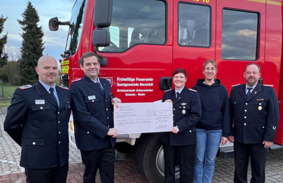 Spende für die Kinderfeuerwehr Hespe
