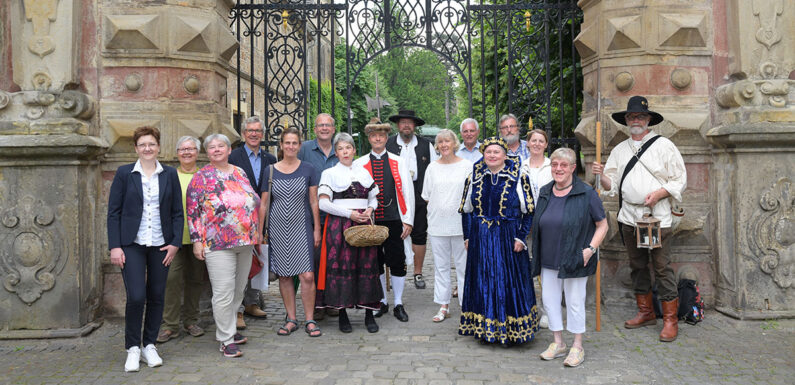 Saisonabschluss der informativen Zeitreise durch die historische Residenzstadt Bückeburg