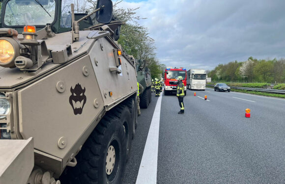 Brennender Radpanzer auf der A2 gemeldet – Feuerwehr rückt aus