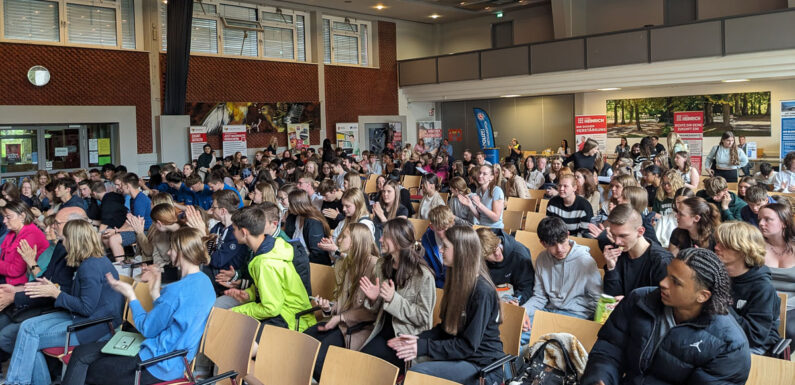 Von der Klassenarbeit zum Redaktionsplan: Digitale Lernallianzen feiern ihren Abschluss am Ratsgymnasium Stadthagen