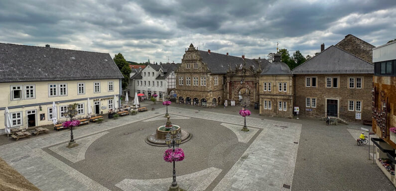 Bückeburg feiert 50 Jahre Zuidplas-Städtepartnerschaft mit Public-Viewing, DJ und Gottesdienst