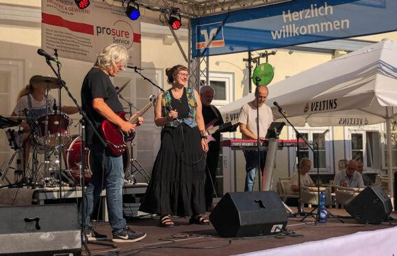 Donnernder Bühnensommer-Auftakt in Bückeburg: „Groove Discovery“ überzeugt mit modernem Sound