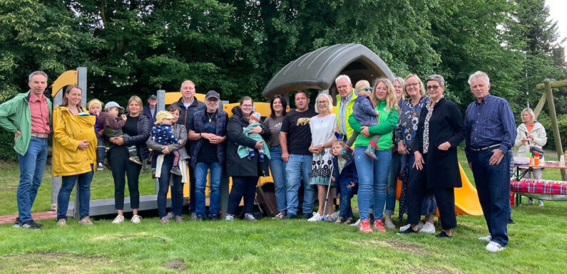 Wendthagen-Ehlen: Anwohner weihen neues Spielgerät ein