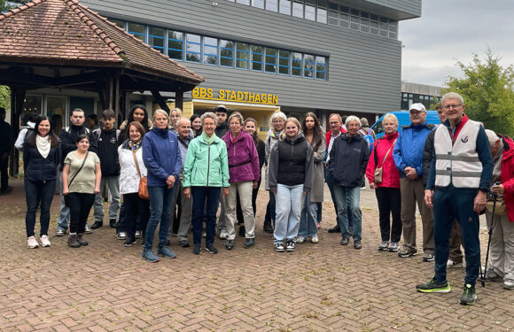 „3000 Schritte“ der Bürgerstiftung Schaumburg: Bewegung, Gemeinschaft und neue Entdeckungen in Stadthagen