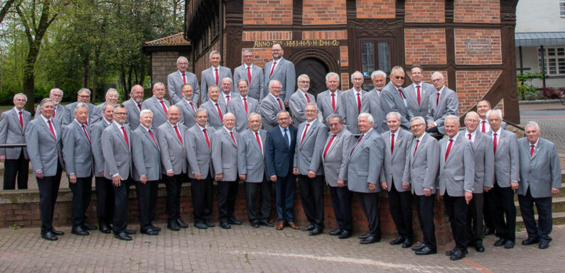 Mit Ratsband, Sopranistin und Tenor: Männerchor Enzen-Hobbensen lädt zum Herbstkonzert ein