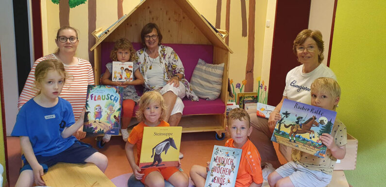 Ein „wanderndes“ Bücherhaus zur Förderung der Vorlesekultur im Landkreis Schaumburg