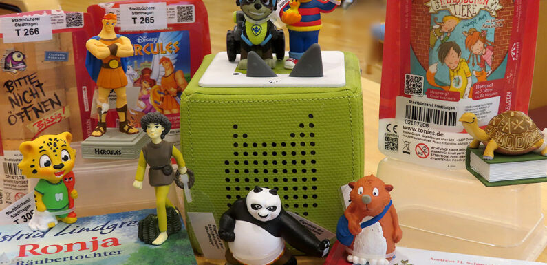 Förderverein finanziert 70 neue Tonie-Figuren für die Stadtbücherei Stadthagen
