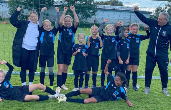 Junge Fußballerinnen ganz groß: Mit Bravour den Kreis Schaumburg vertreten