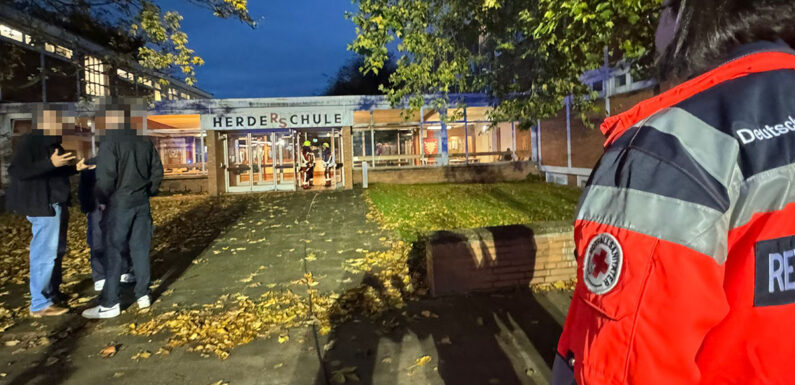 Feuerwehreinsatz an ehemaliger Herderschule in Bückeburg