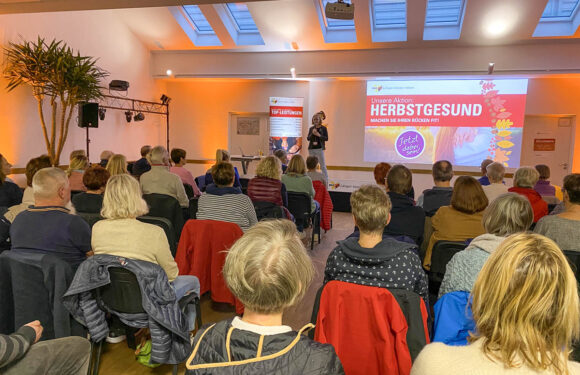 „Herbstgesund“-Auftakt der BKK24: Rückenfit mit Daniel Burghard