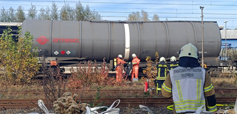 Feuerwehralarm: Gefahrguteinsatz am Bahnhof Stadthagen