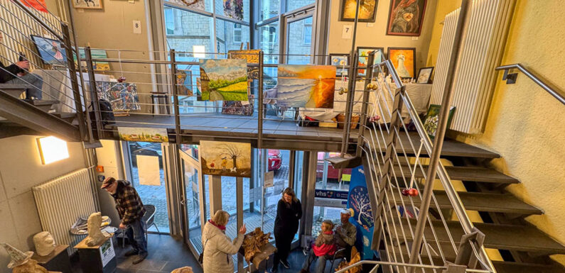 Am 3. Advent: Weihnachtlicher Kunstmarkt in der VHS Rinteln