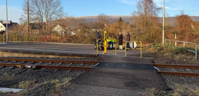 Barrierefreier Zugang in Rinteln: Übergangslösung für Bahnhof realisiert