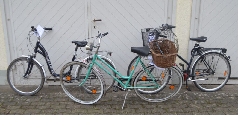 Polizei Bückeburg: Wem gehören diese Fahrräder?