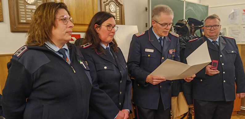 Von Personensuche bis Wohnungsbrand: Feuerwehr Gelldorf rückte in 2024 zu 22 Einsätzen aus