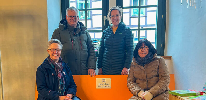 Bückeburg: SPD beantragt Aufstellung einer „Orangen Bank“ in der Fußgängerzone
