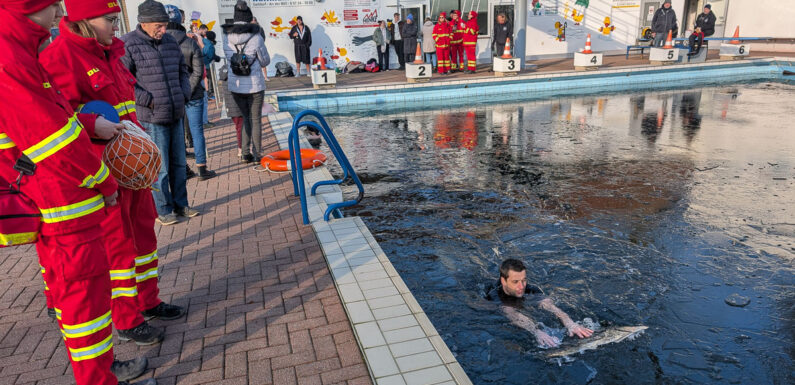 Erfolgreiche Premiere fürs 1. Obernkirchener Eisschwimmen im Sonnenbrinkbad