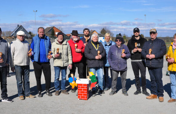 62 Boule-Fans zum Abschluss der „Sieben Streiche“ in Wiedensahl