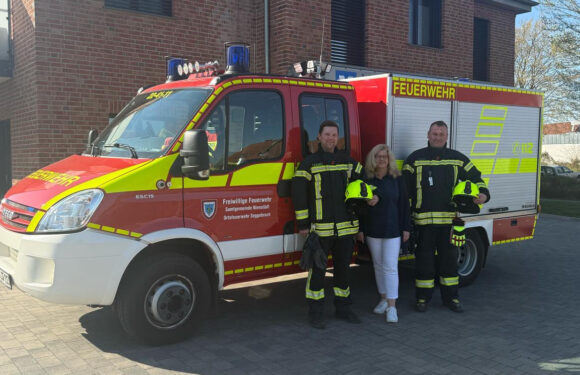 Neue Helmlampen für die Freiwillige Feuerwehr Seggebruch