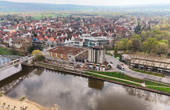 Bagger reißen Brückentorsaal in Rinteln ab: Hier entsteht die neue Plaza an der Weser