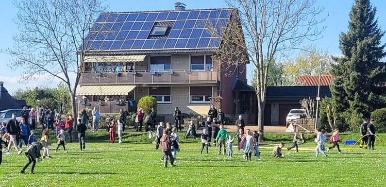 Rekordverdächtig viele Kinder auf Ostereiersuche bei den Röcker Löschtigern