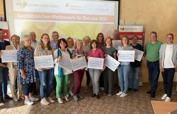 BKK24, KSB und Sparkasse Schaumburg ehren Wettbewerbsgewinner