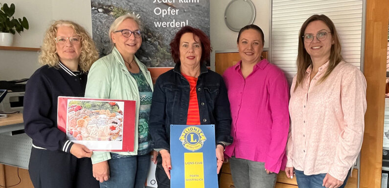 Mehr als nur ein offenes Ohr und eine starke Schulter: Lions spenden 1000 Euro an Opferhilfe