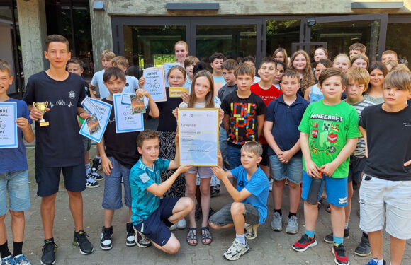 Titelverteidigung erfolgreich: Gymnasium Adolfinum gewinnt Stadtradeln 2025