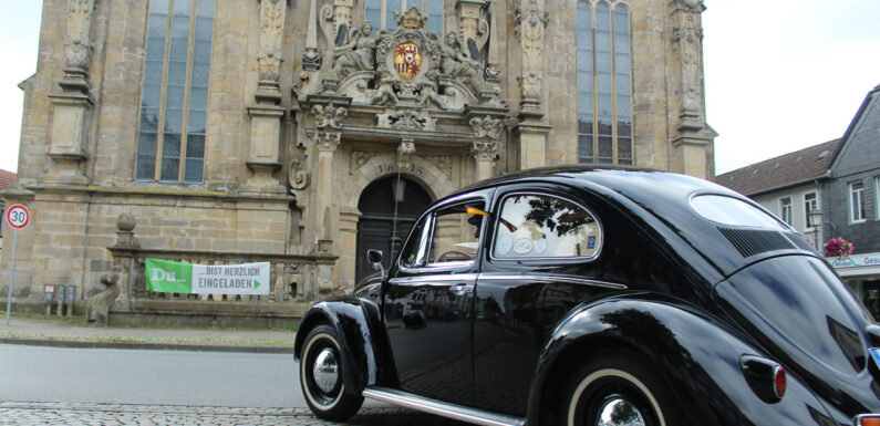 20. Oldtimer-Ausfahrt des Motorclubs Schaumburg mit über 40 Fahrzeugen