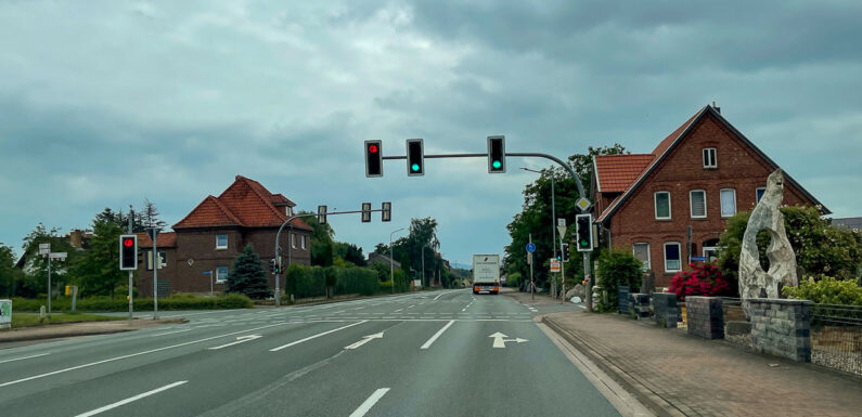 Halbseitige Sperrung: B65 bei Vehlen wird wochenlang zur Baustelle
