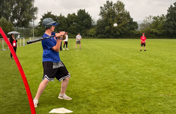 Baseball, Cheerleading und jede Menge Begegnungen: 12. Baseballcamp der Freikirchlichen Gemeinde mit 131 Teilnehmern
