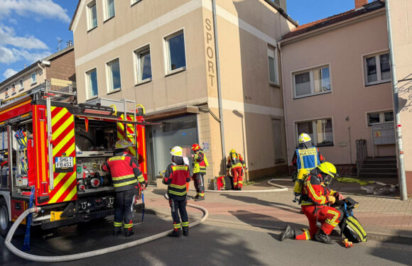 Bückeburg: Feuerwehr rückt zu Brand in der Obertorstraße aus