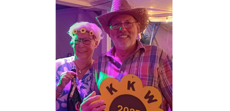 Neue Sonnenblumenkönige gekrönt: Doris und Harald holen den Titel mit 3,01 Metern