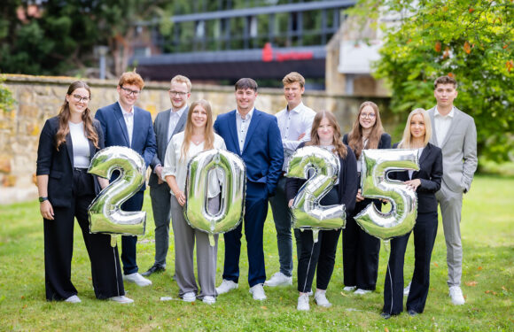 Sparkasse Schaumburg: Neue Azubis starten ins Berufsleben