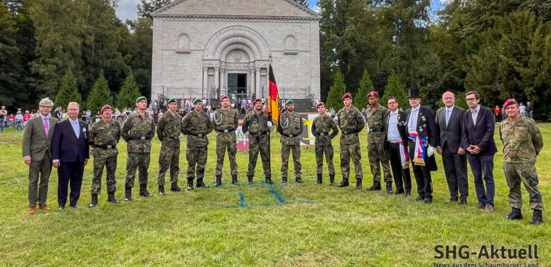 „Frieden ist ohne Freiheit nicht denkbar“: Feierliche Vereidigung von 134 Bundeswehr-Rekruten vor dem Mausoleum