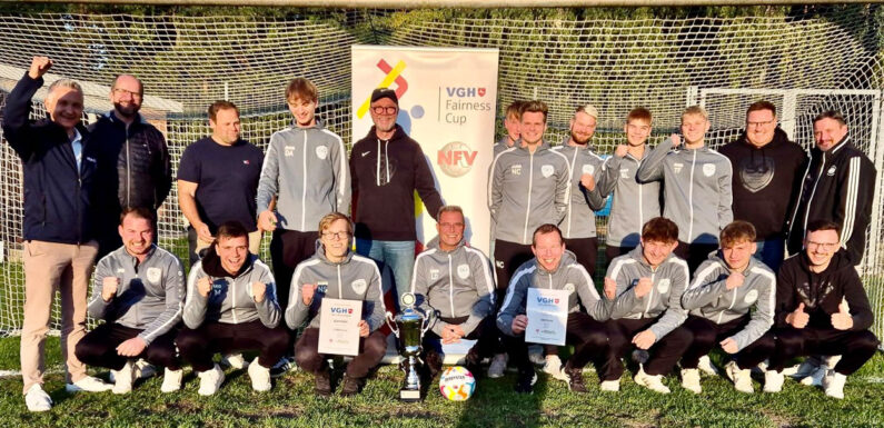 Fairplay im Fußballsport: Strahlende Gesichter in Liekwegen und Lindhorst