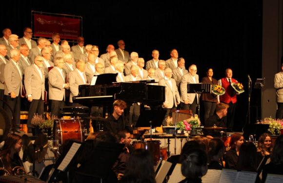 Herbstkonzert des Männerchores Enzen-Hobbensen begeistert in Stadthagen