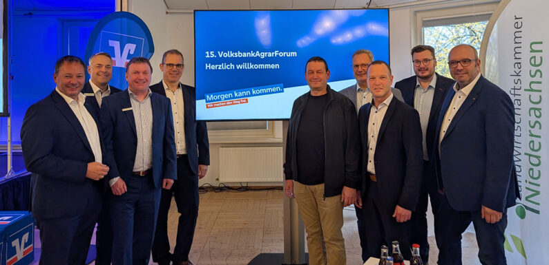 Über 200 Landwirte diskutieren beim 15. Volksbank AgrarForum zukunftsfähige Unternehmensführung