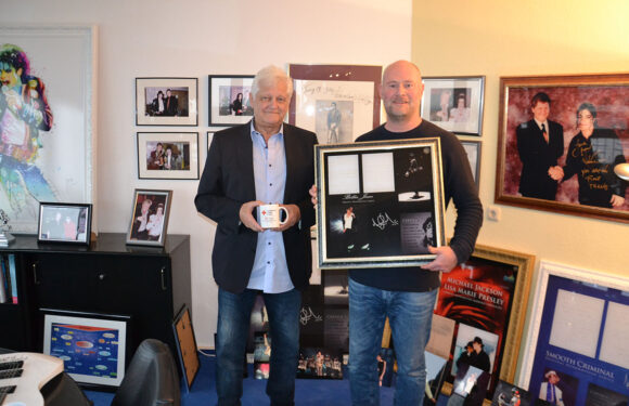 Traditionelles Treffen zwischen DRK Bückeburg und Dieter Wiesner: Anerkennung und Überraschung zum Jubiläum