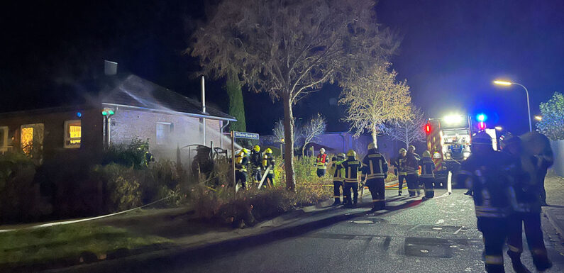 Gartenhütte brennt: Feuerwehreinsatz in Sachsenhagen