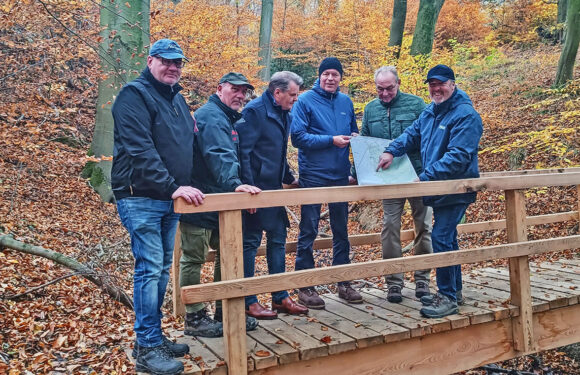 Neue „Krümme-Brücke“ feierlich eingeweiht: Rodenberger Höhenweg vollständig erschlossen