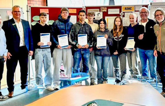 Volksbank unterstützt praxisnahes Bewerbungstraining an der IGS Helpsen