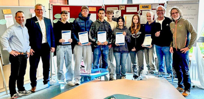 Volksbank unterstützt praxisnahes Bewerbungstraining an der IGS Helpsen