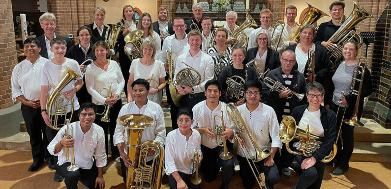 Weihnachts-Matinee mit „Meerbrass“