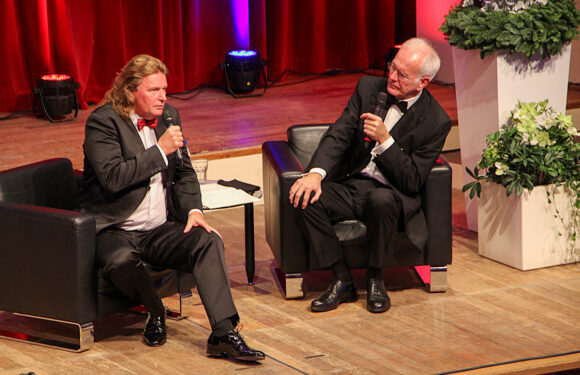 „Wagner zu dritt mit Harald Schmidt“ entführte hinter die Kulissen von Wagners großen Opernzyklus