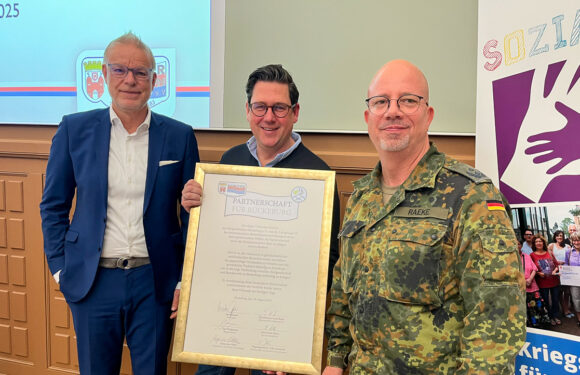 Bürgerbataillon Bückeburg blickt aufs vergangene Jahr zurück und bekräftigt Partnerschaft zur Bundeswehr