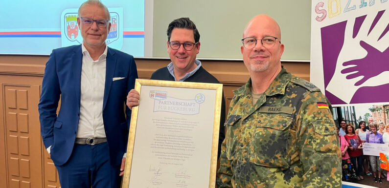 Bürgerbataillon Bückeburg blickt aufs vergangene Jahr zurück und bekräftigt Partnerschaft zur Bundeswehr