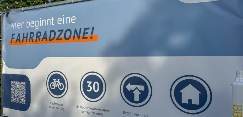 Polizei kontrolliert in der Fahrradzone Schachtstraße und misst das Tempo in Niedernwöhren