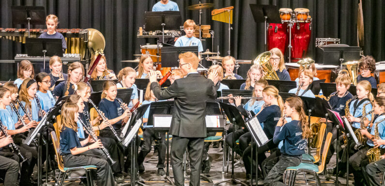 Schüler sorgen für musikalische Sternstunden: Weihnachtskonzerte im Ratsgymnasium begeistern an zwei Abenden